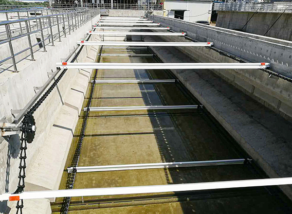 博宇環(huán)保-鏈板式刮泥機.jpg 博宇環(huán)保-鏈板式刮泥機.jpg